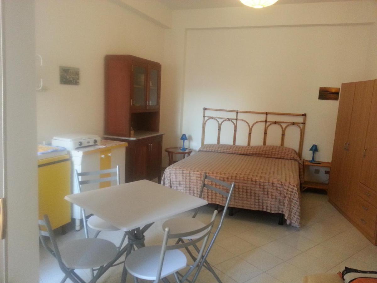 Casa Mazzini Yellow Apartman Favignana Kültér fotó