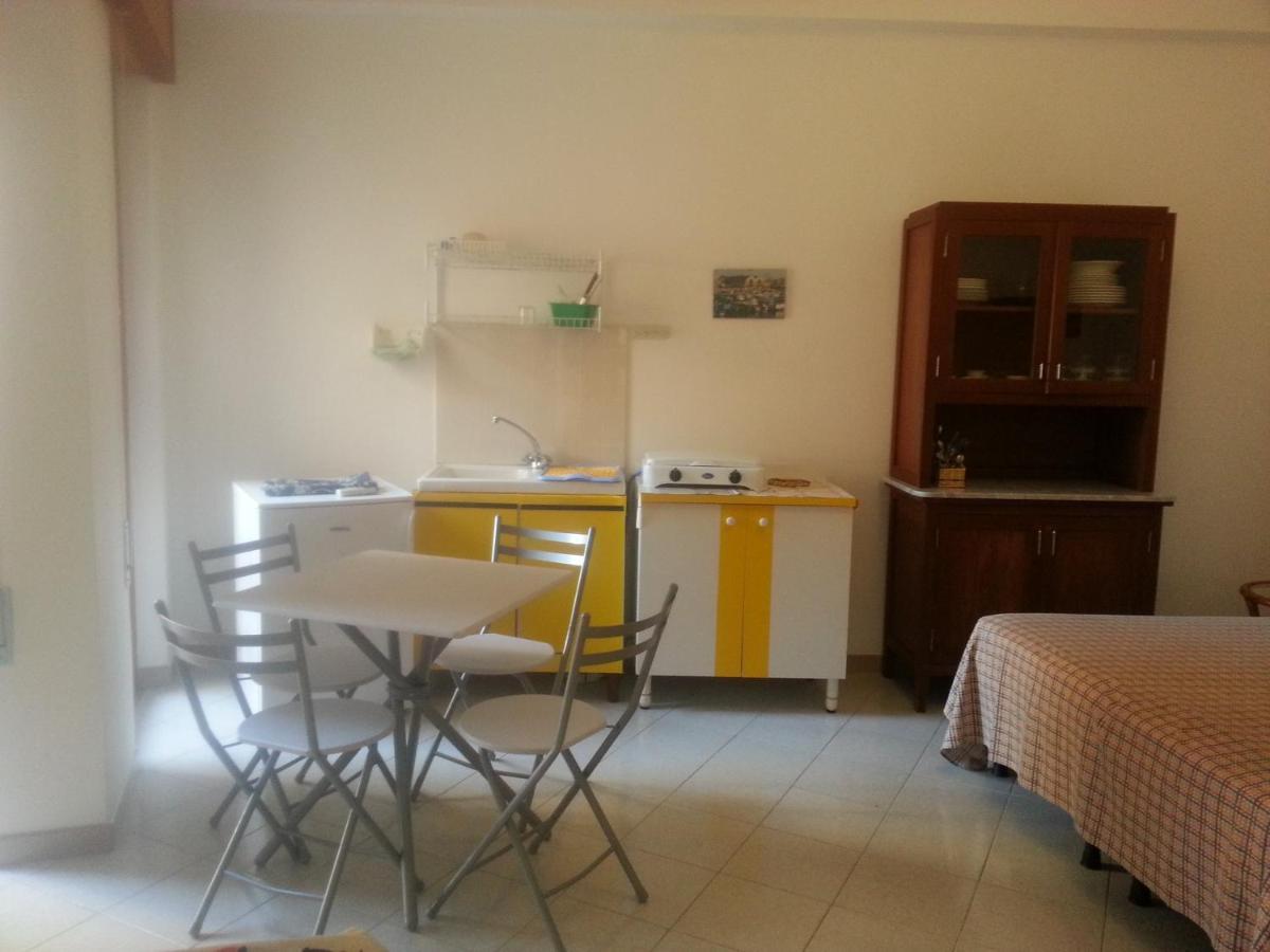 Casa Mazzini Yellow Apartman Favignana Kültér fotó